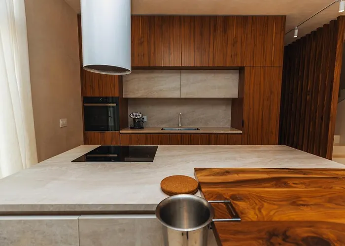 Eos Coast Palase * Vlorë