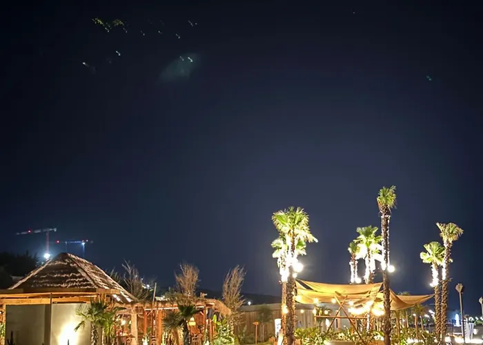 Eos Coast Palase Villa Vlorë